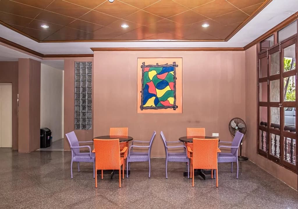 OYO 564 Y Hotel - photo 9