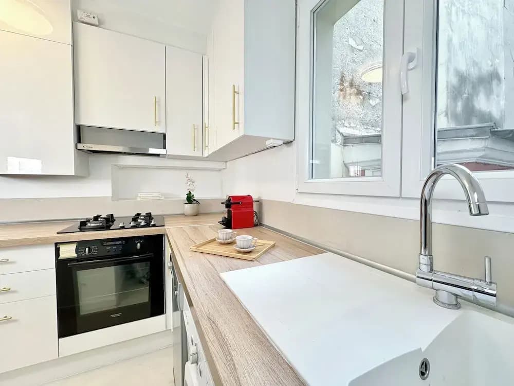 1550 Nazareth - photo 14