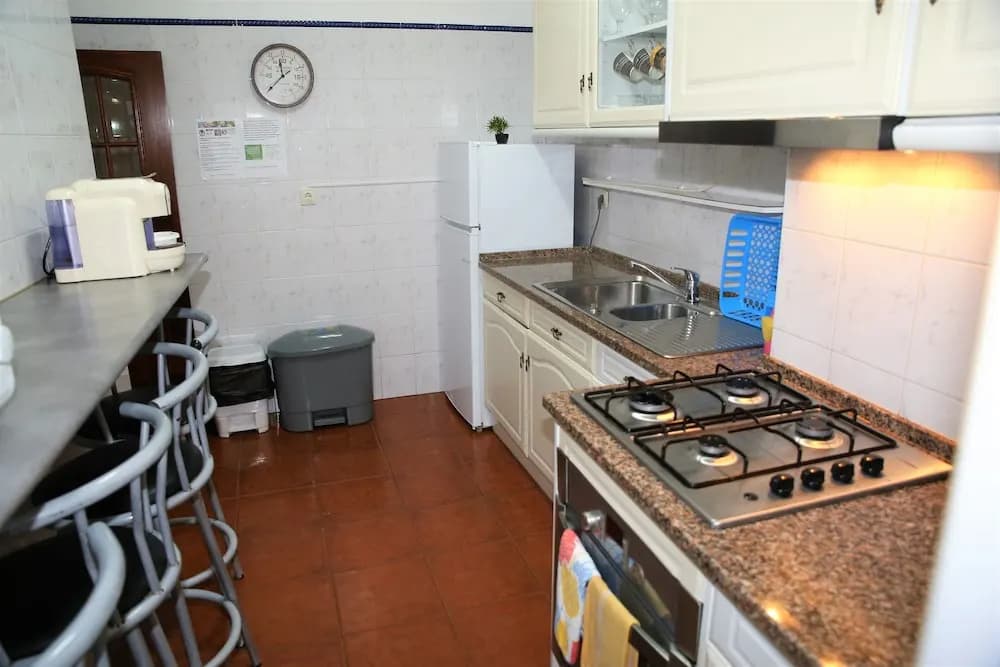 Aej Guest House - photo 14