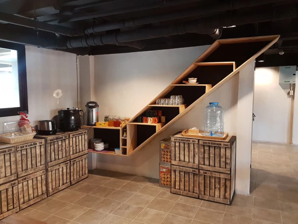 Bed To Bangkok - Hostel - photo 19