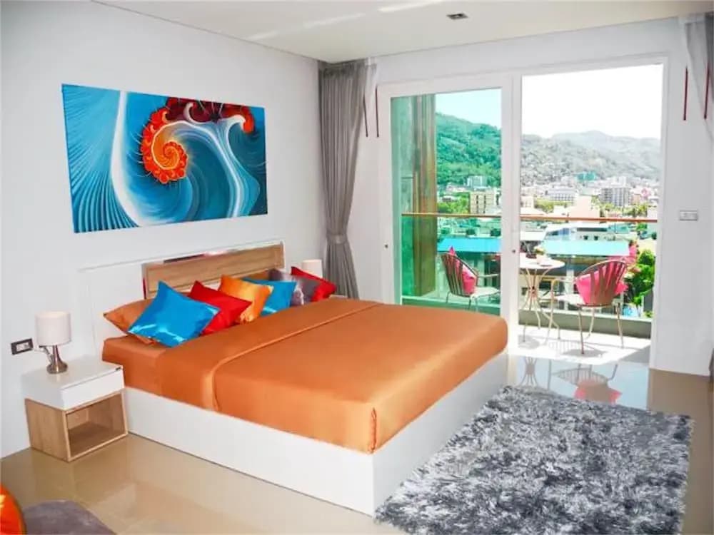 Emerald Patong Studio - photo 2