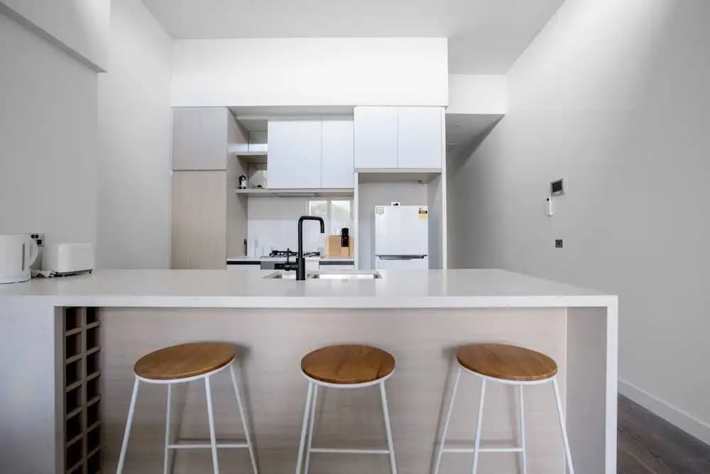 Designer Warm Home@mooneeponds+parking/wifi - photo 11