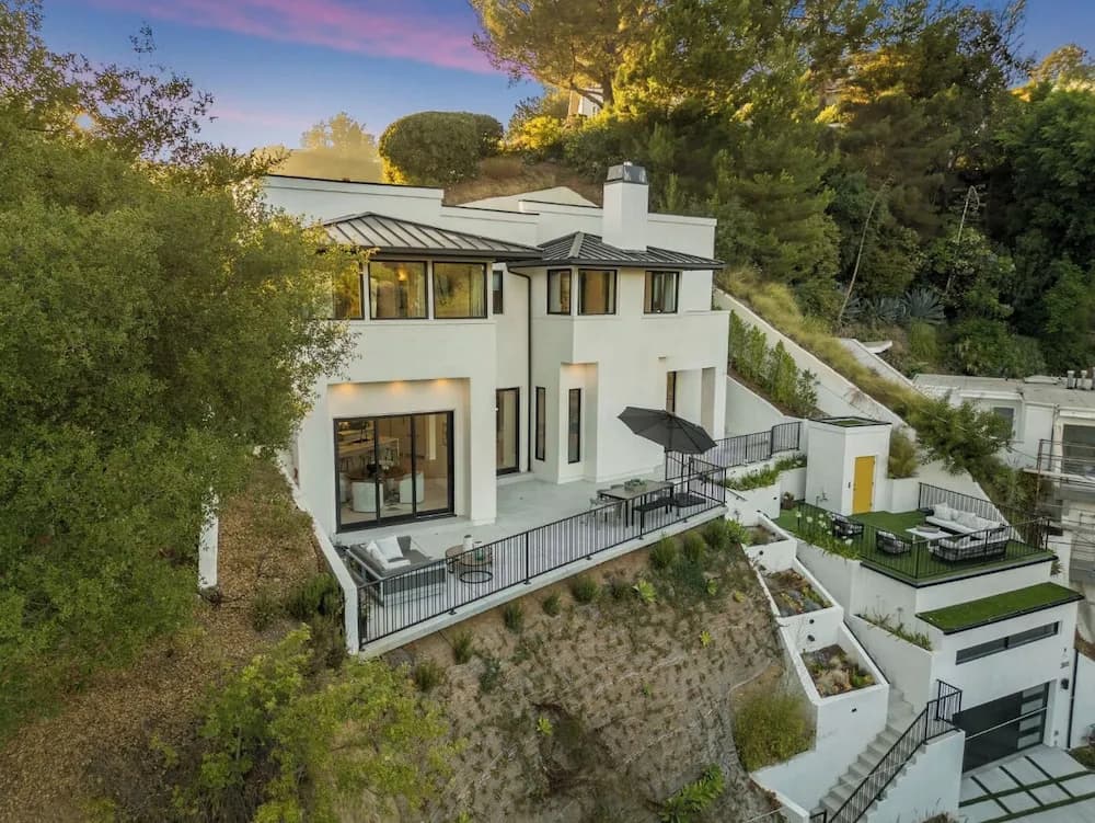 Belden Modern Villa - Iconic Hollywood Hills Retreat - photo 18