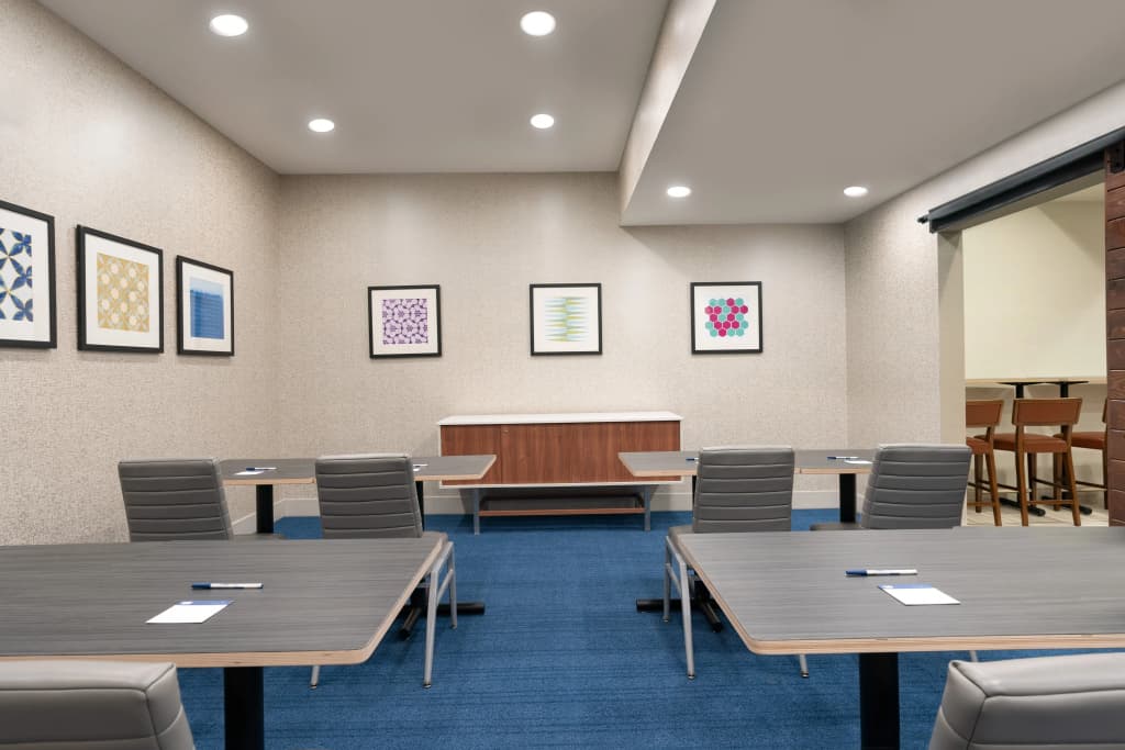 Holiday Inn Express Jamaica - JFK AirTrain - NYC by IHG - photo 20
