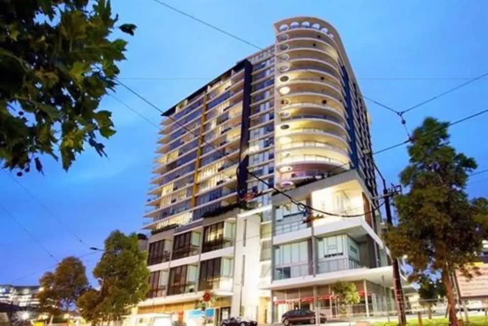 Melbourne Holiday Apartments at McCrae Docklands - photo 1