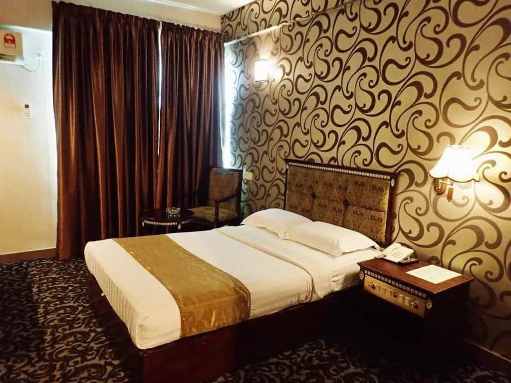 Greenleaf Hotel - photo 6