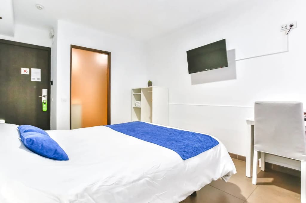 Laramond Barcelona Rooms - photo 4