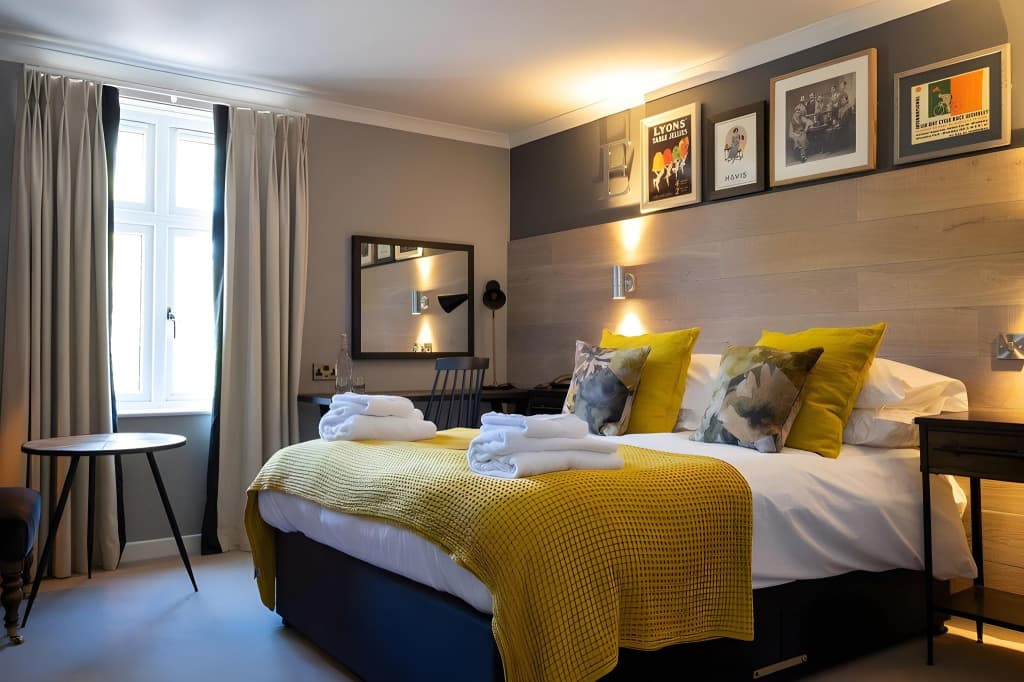 The Bridge Hotel Greenford - photo 5