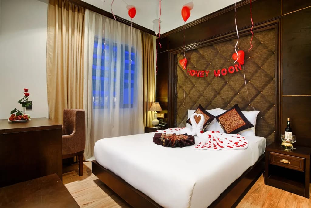 Palazzo Luxury Hotel - photo 3