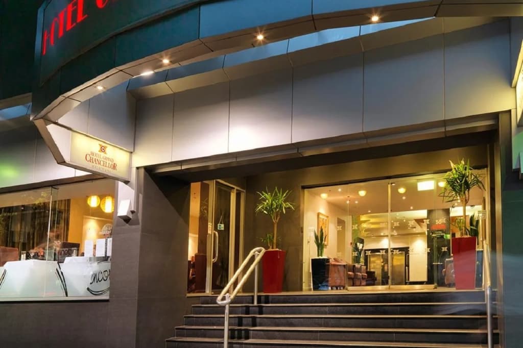 Hotel Grand Chancellor Melbourne - photo 27
