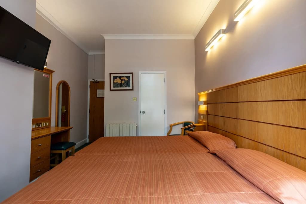Nayland Hotel - photo 7