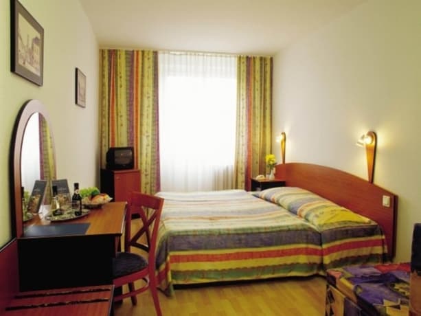 Gerand Hotel Touring Basic - main photo
