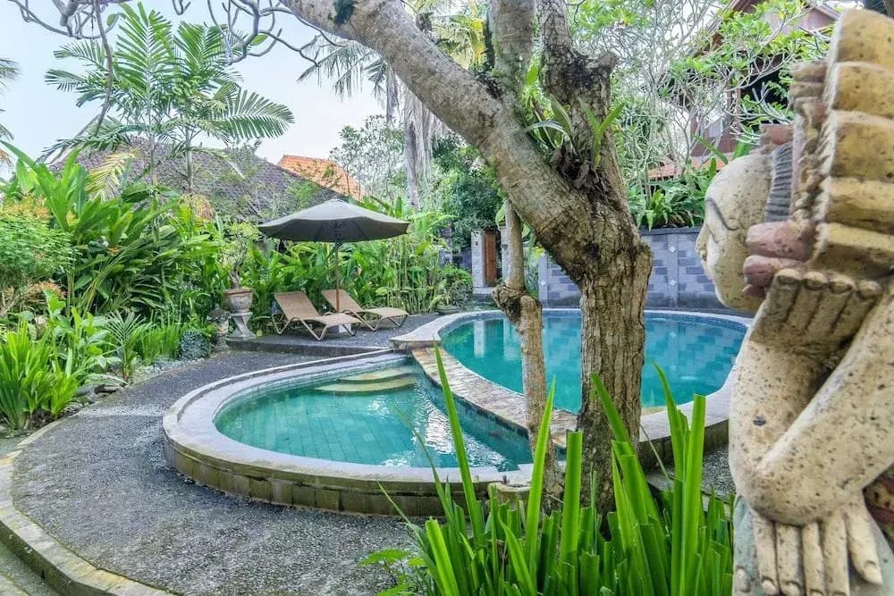Sari Bamboo Bungalows - photo 35