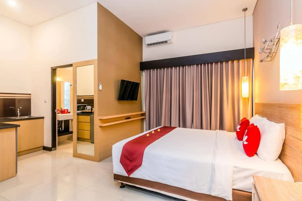 ZEN Premium Seminyak Eka Laweya - photo 5