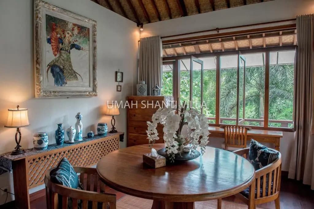 Umah Shanti Villa - photo 4