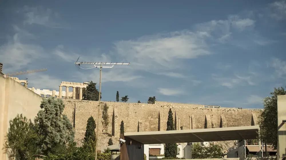 Elegant apartment under Acropolis - photo 1