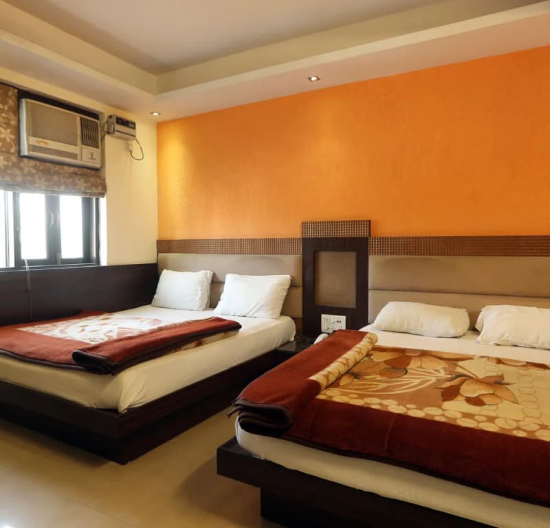 Hotel Srivinayak - photo 6