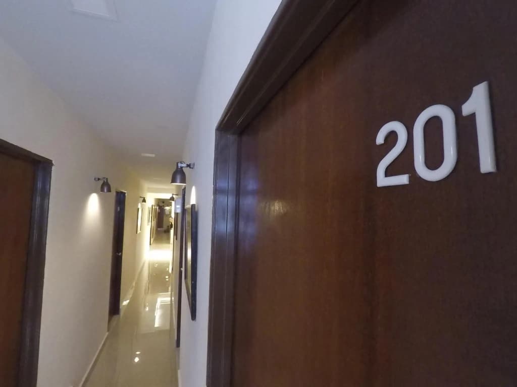Goldbrick Hotel - photo 11