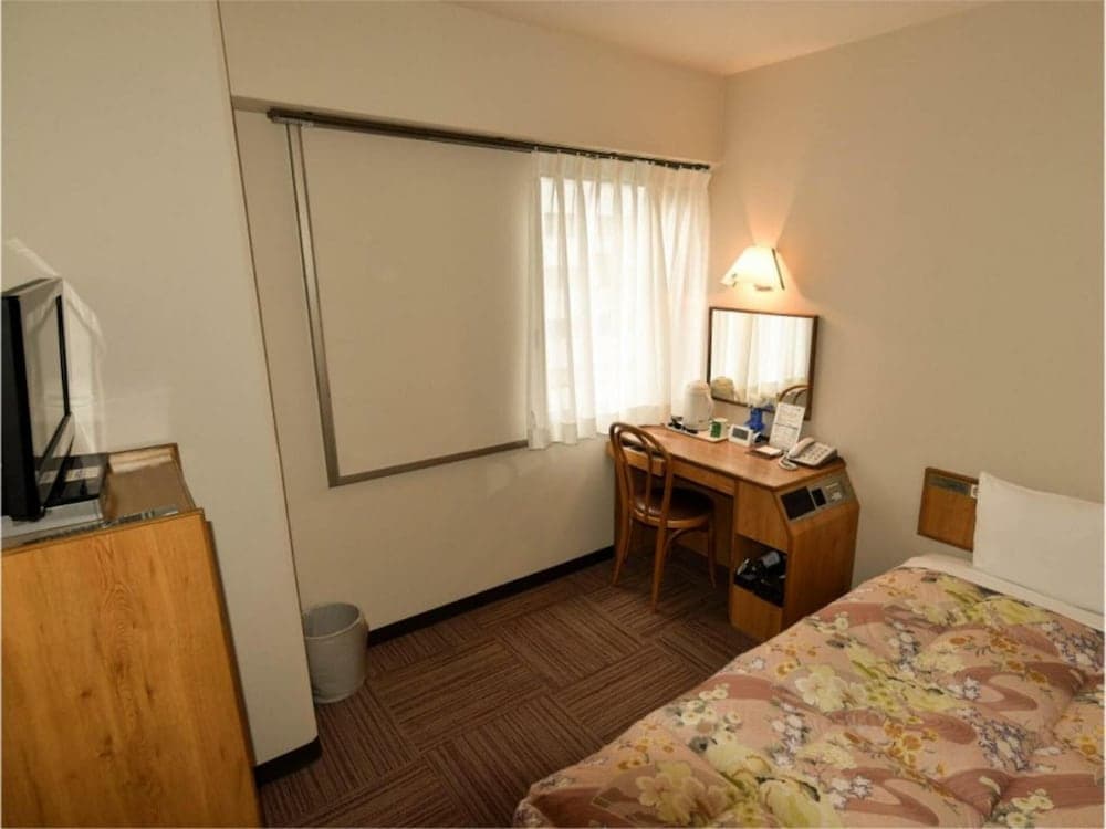 Hotel Oaks Shin-Osaka - photo 7