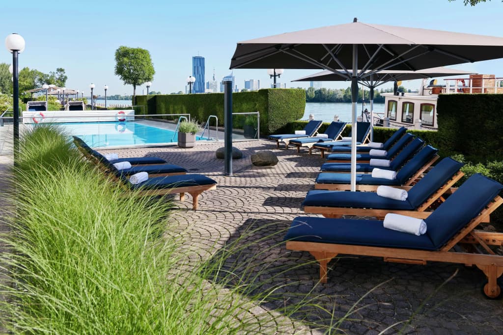 Hilton Vienna Waterfront Hotel - photo 38