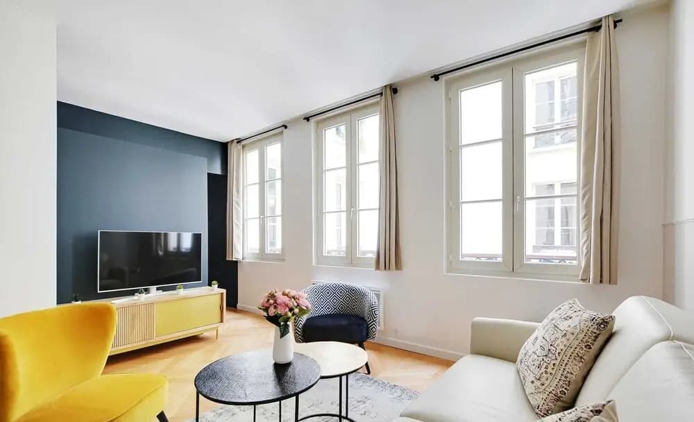Charming Apartment- 2br/6p - Le Marais - photo 8