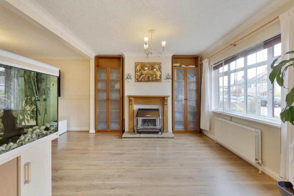 Empire London Properties - Goshawk Gardens - photo 3