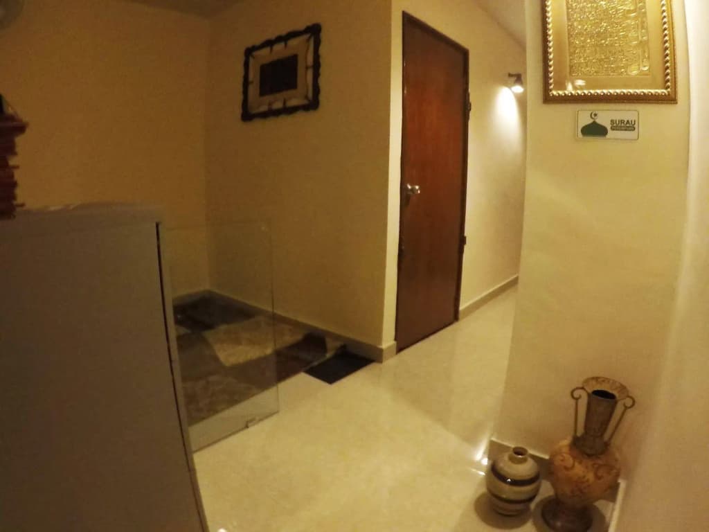 Goldbrick Hotel - photo 13