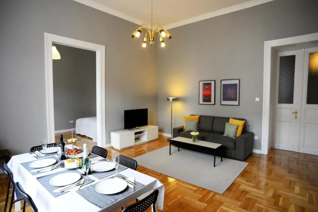 Magnificent Danube Panorama Appartment - photo 3