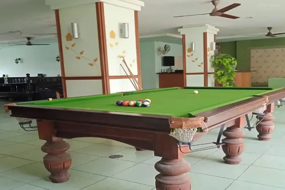 Emerald Hotel Chonburi - photo 17