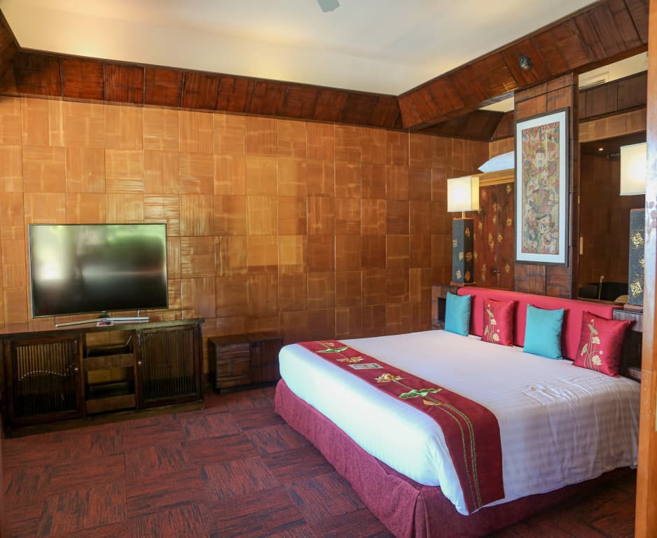 Mom Tri's Villa Royale - photo 47