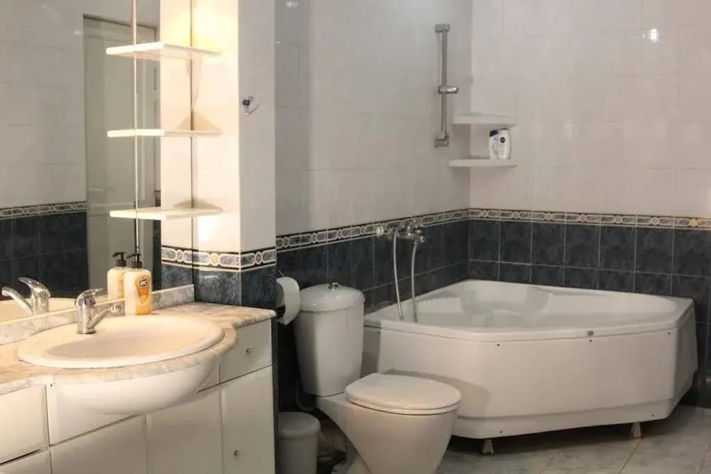 Tiflis Nova Hotel - photo 1