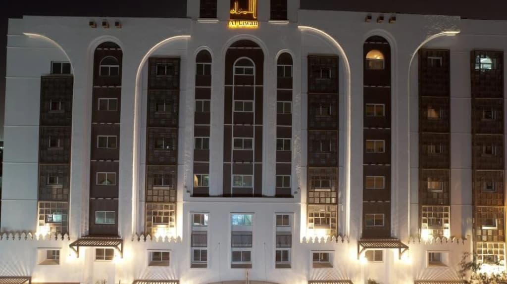 Al Liwan Suites - photo 1