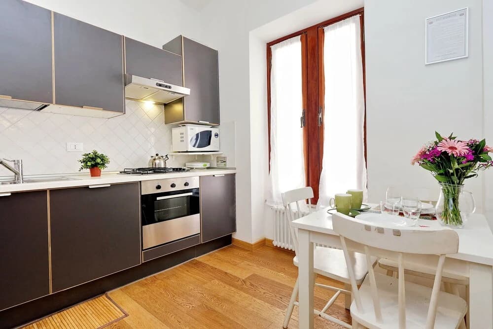 Rome Accommodation - Giulio Cesare - photo 11