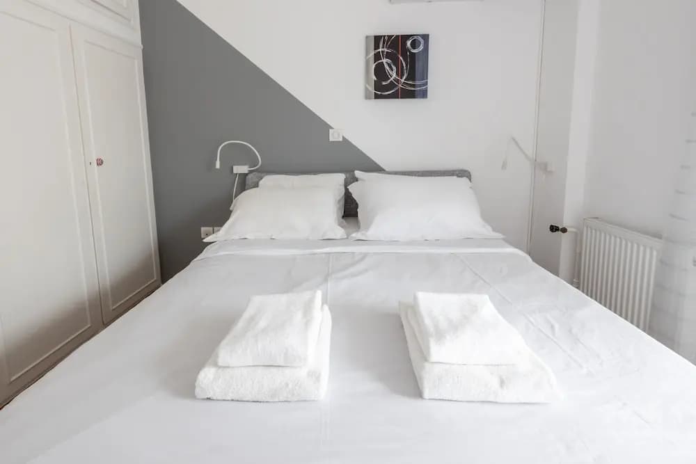 Massive 2-combo apt Unbeatable Acropolis Views 9pax - photo 1
