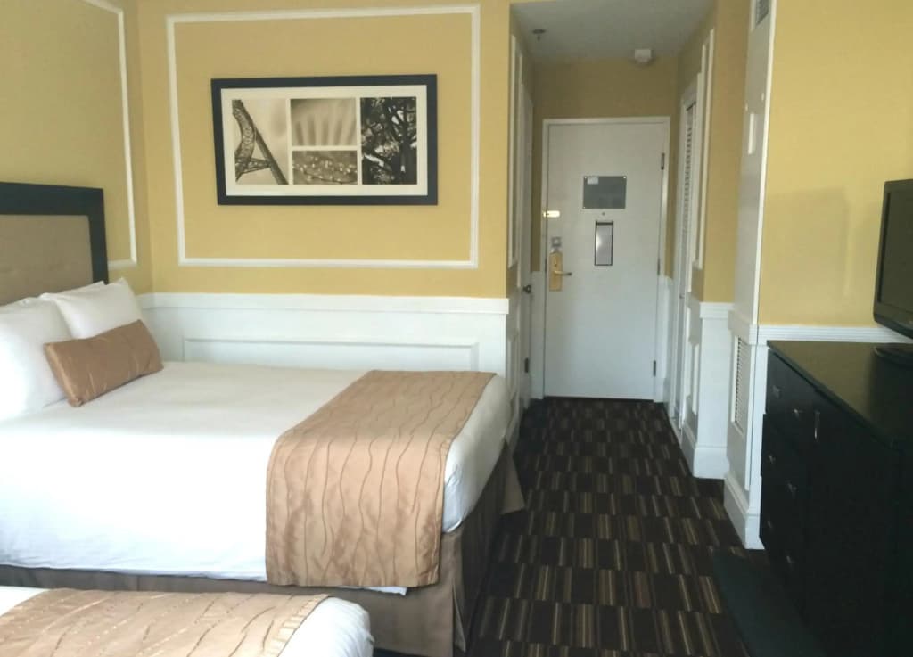 The Pickwick Hotel - photo 5