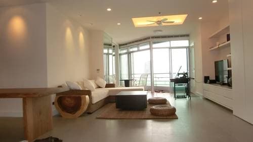Two Bedroom Riverside Apartment - - photo 2