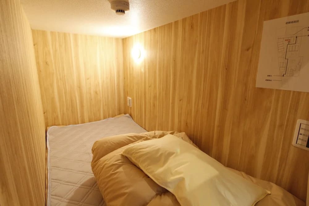 bnb+ Namba - Hostel - photo 2