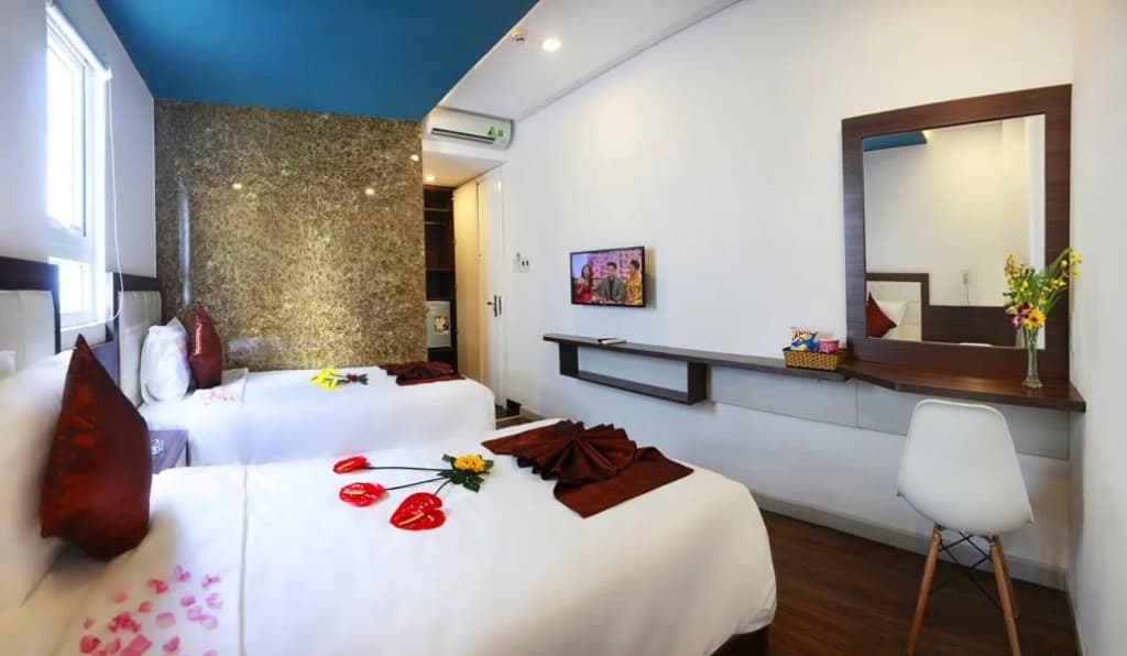 Rich Hotel - photo 4