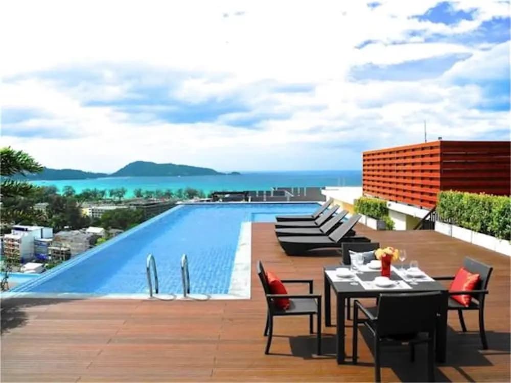 Bliss Patong Modern Studio - photo 13