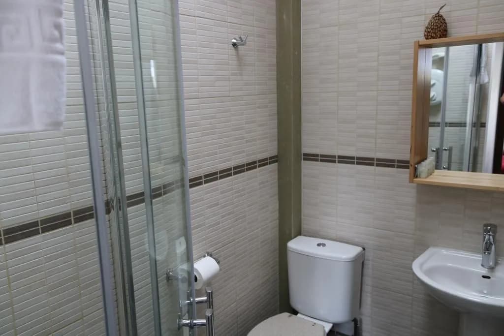 Dalmore Lodge Guest House - photo 8