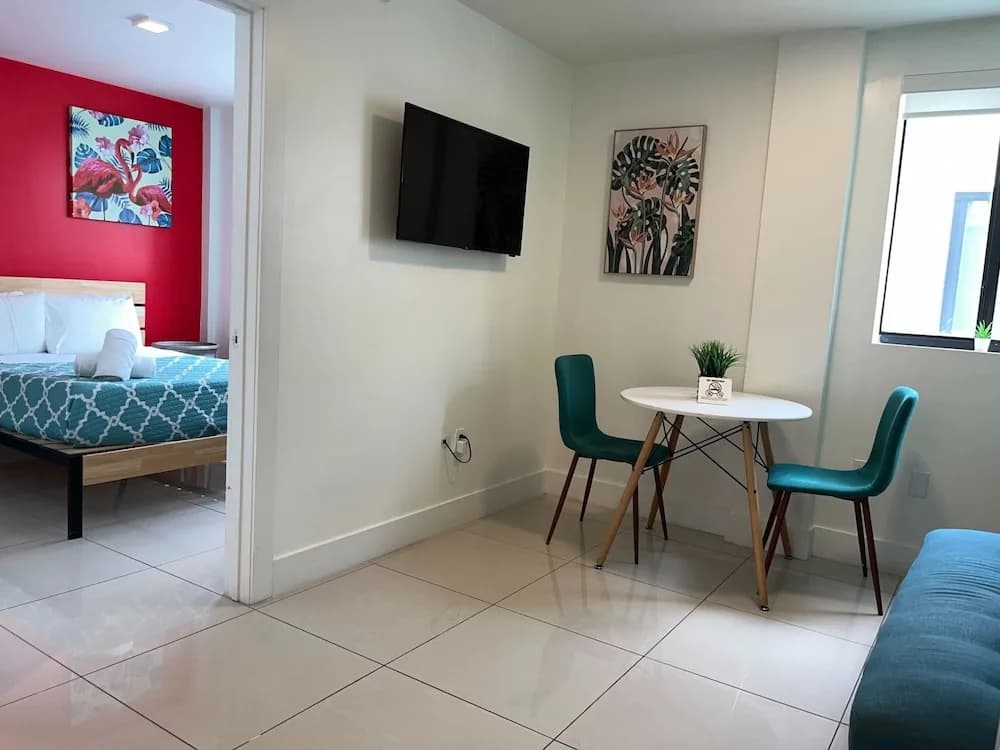 Miami Suite 305 - photo 2