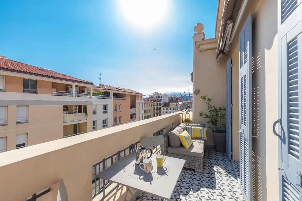 Cosy 2 Bdrs-Terrace near GaribaldiVieux NicePort - photo 10