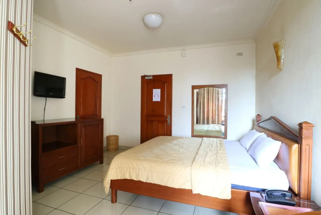 678 Hotel Cawang - photo 4