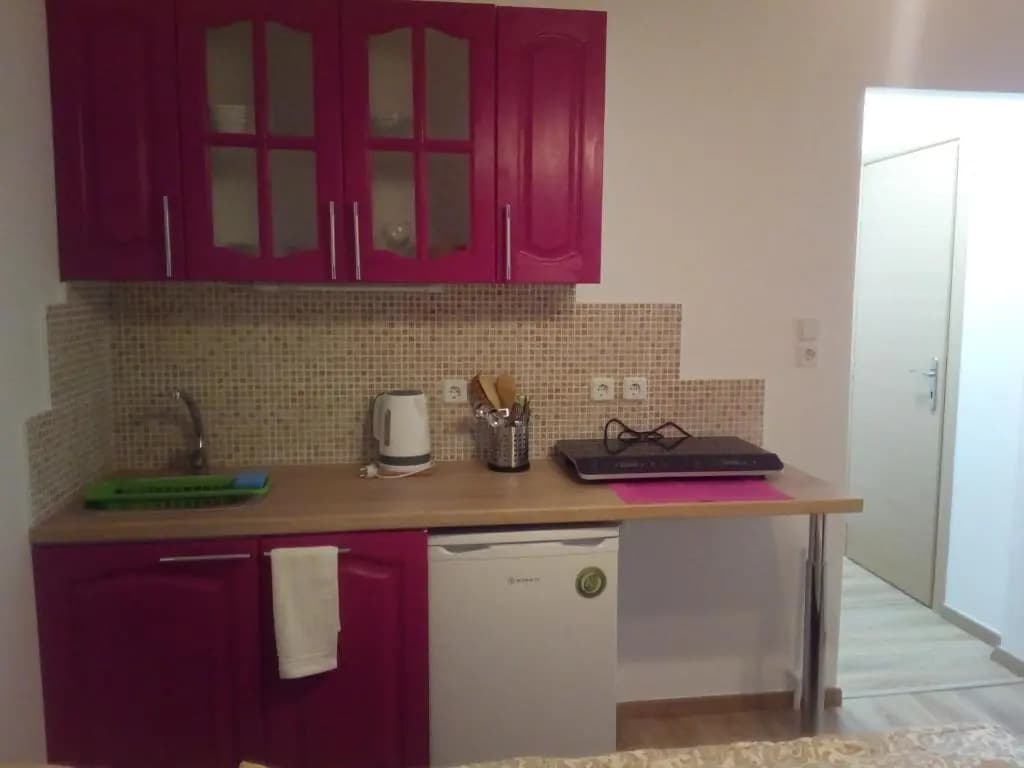 New studio next to metro for 2 people - photo 8