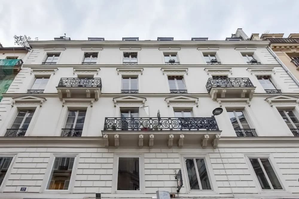 35 - Luxury Flat Grands Boulevards - main photo