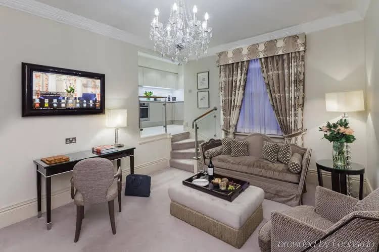 Sloane Club Hotel - photo 4