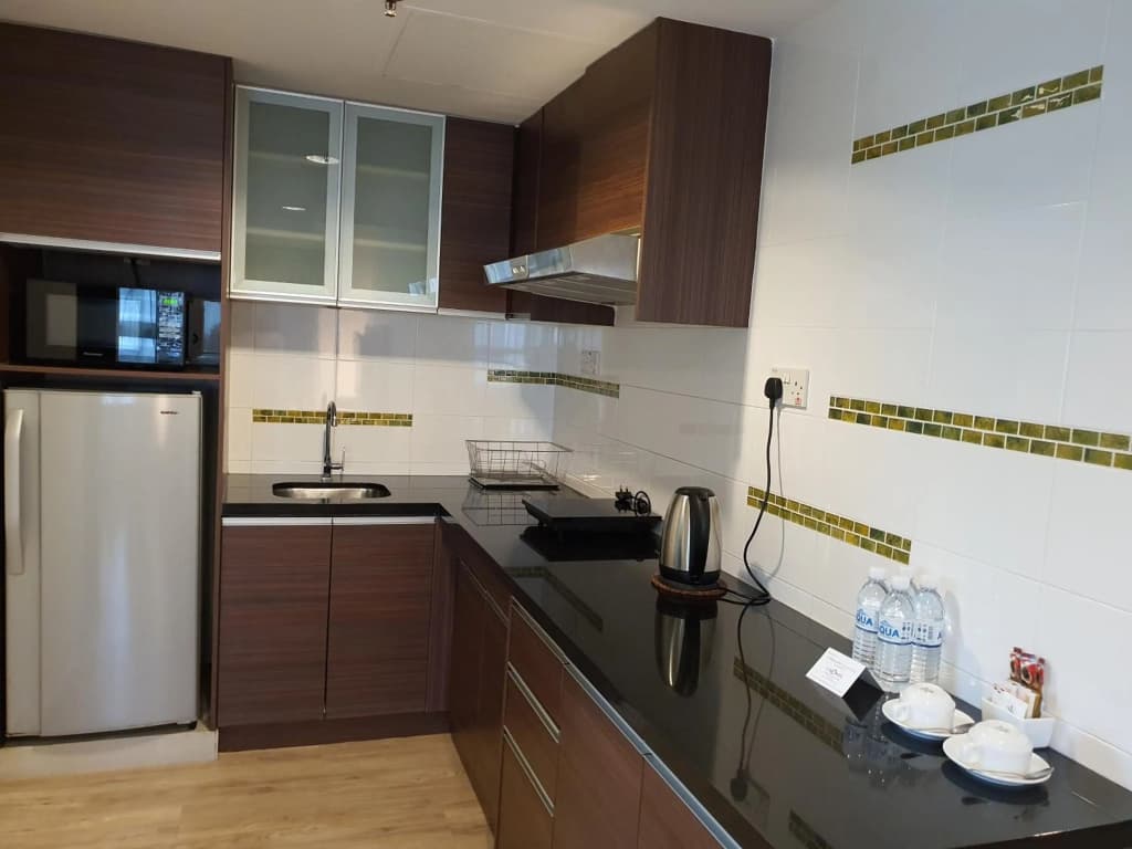 Crown Regency Serviced Suites - photo 12