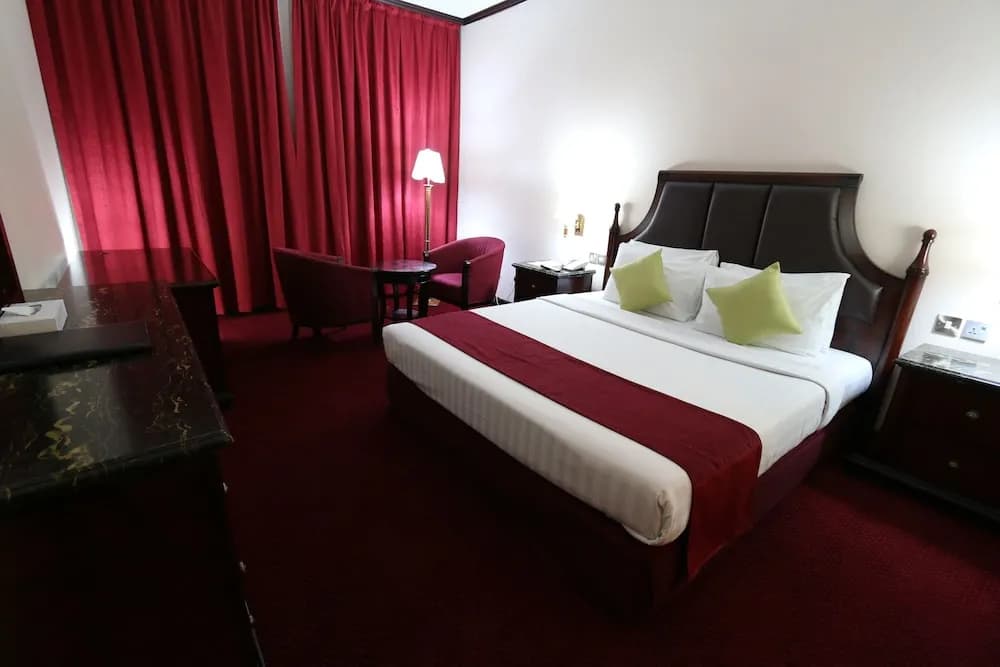 Knight Armour Hotel - photo 45