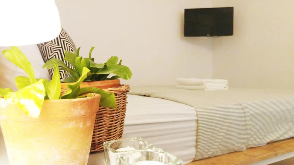 Green Sleep Hostel - photo 14