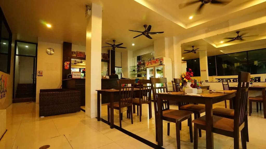 Bad Boys Guesthouse Patong - photo 27